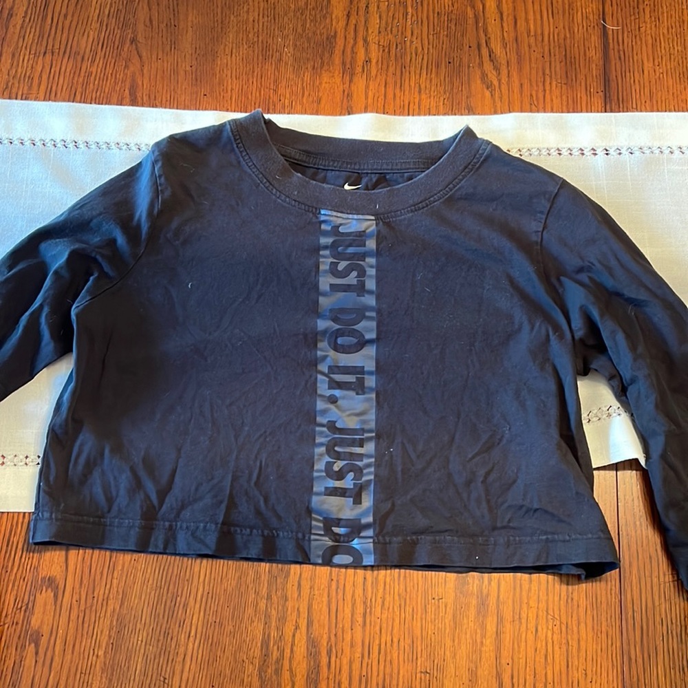 Nike cropped long sleeve